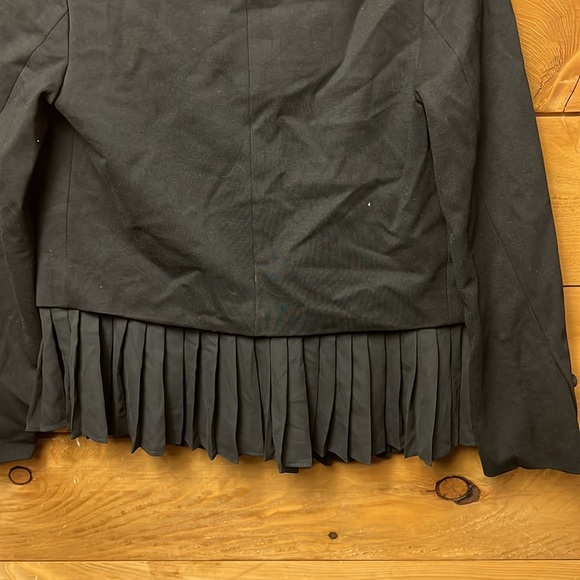 Krisa by Revolve Women’s‎ Black Blazer Fringe bottom hook closure XS Oversized - Picture 9 of 12